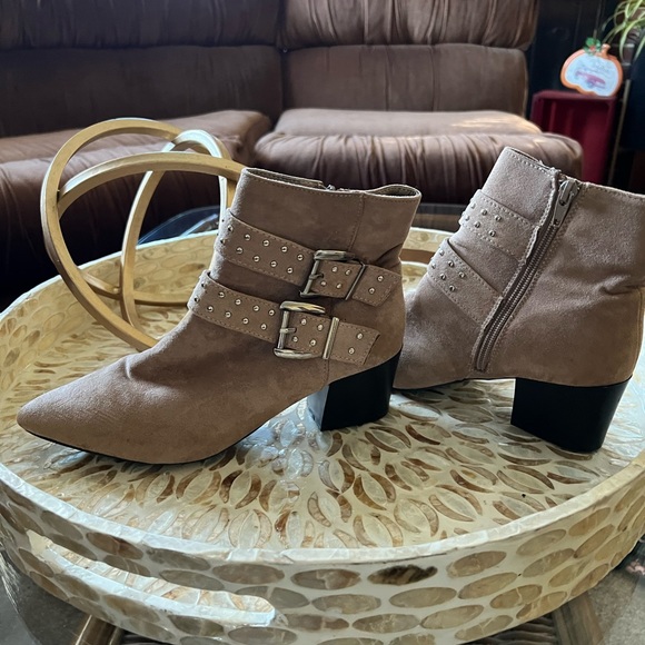 Tan Suede Studded Buckle Boots - Picture 5 of 5